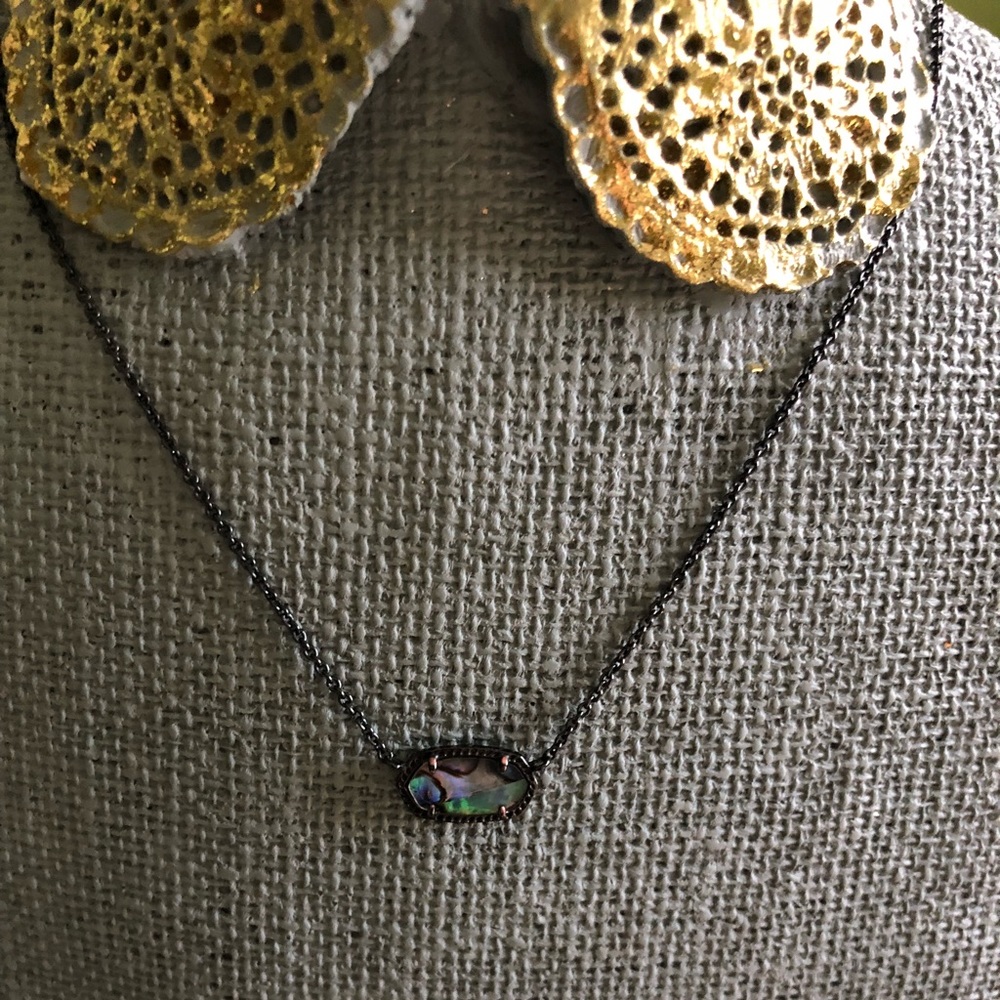 Kendra Scott Necklace